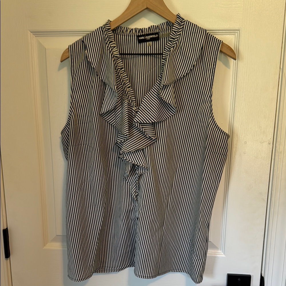 Black and White Striped Sleeveless Top